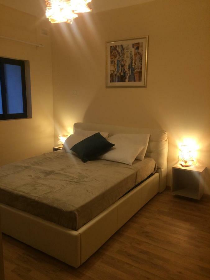 Higlander Apartments Mellieha Bagian luar foto